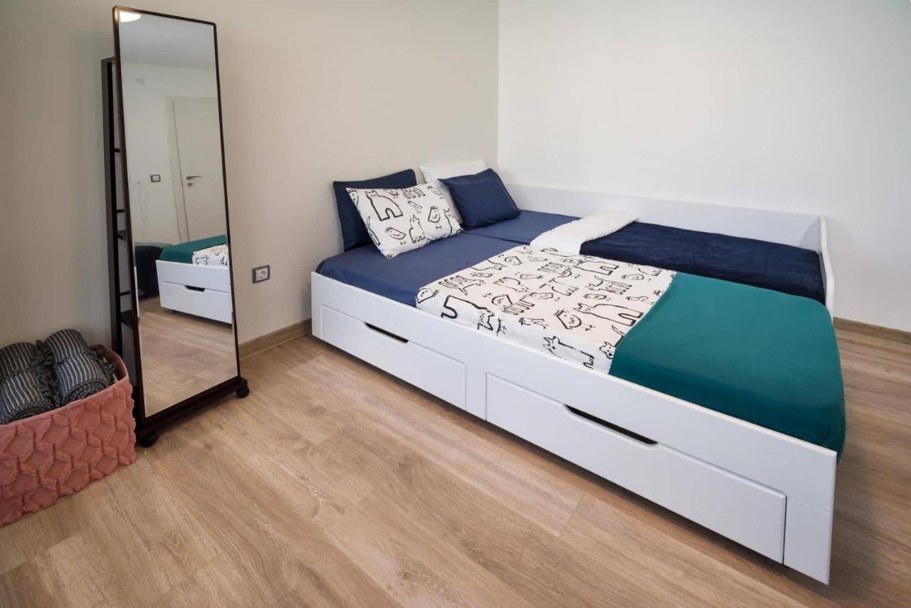 Peace & Quiet Apartment Μπουργκάς Εξωτερικό φωτογραφία